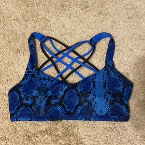 Lululemon Free to be Wild bra size 6